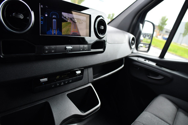 Mercedes-Benz Sprinter 317 1.9 CDI L2H2 Pro AMG Edition Facelift, Camera, Cruise, Carplay, Stoelverwarming, LED, 170pk, Geveerde stoel, Mbux, Automaat,