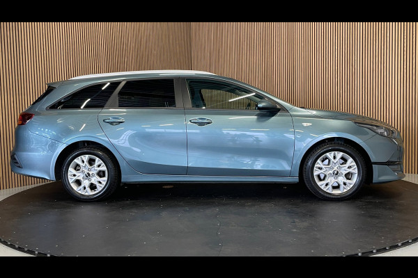 Kia Ceed Sportswagon 1.5 T-GDi DynamicLine|160PK|TREKHAAK|CARPLAY/ANDROID|STOEL-,+STUURVERW.|CAMERA|CRUISE+CLIMATE|1e EIG.|IN.BTW|