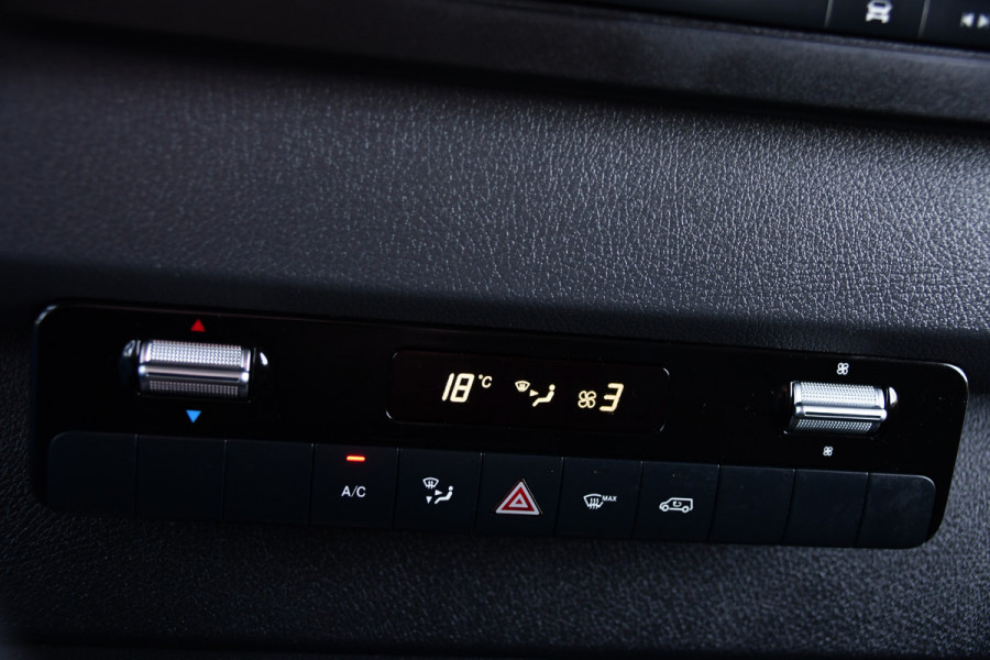 Mercedes-Benz Sprinter 319 3.0 CDI L2H2 PB Edition Camera, Cruise, Carplay, LED, 190pk, Mbux 7'', Trekhaak, Sensoren, Geveerde stoel, Automaat, Uniek!
