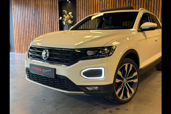 Volkswagen T-Roc 2.0 TSI 4Motion Sport / Pano / Beats / Stuurverwarming / Virtual / Carplay / DAB
