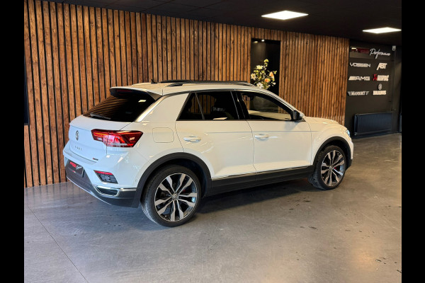 Volkswagen T-Roc 2.0 TSI 4Motion Sport / Pano / Beats / Stuurverwarming / Virtual / Carplay / DAB
