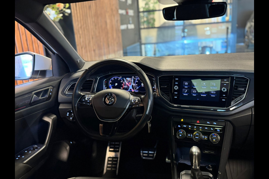 Volkswagen T-Roc 2.0 TSI 4Motion Sport / Pano / Beats / Stuurverwarming / Virtual / Carplay / DAB