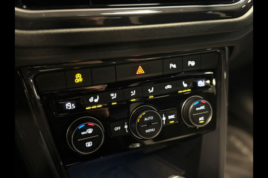 Volkswagen T-Roc 2.0 TSI 4Motion Sport / Pano / Beats / Stuurverwarming / Virtual / Carplay / DAB