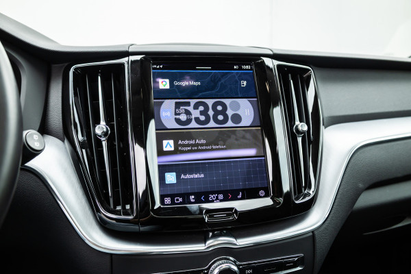 Volvo XC60 2.0 T6 Plug-in hybrid AWD Panorama / stuur verw / camera / achterbank verwarming /