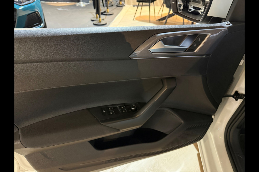 Volkswagen Polo 1.0 TSI | Pano | Bluetooth | PDC