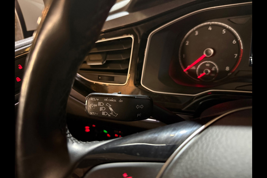 Volkswagen Polo 1.0 TSI | Pano | Bluetooth | PDC
