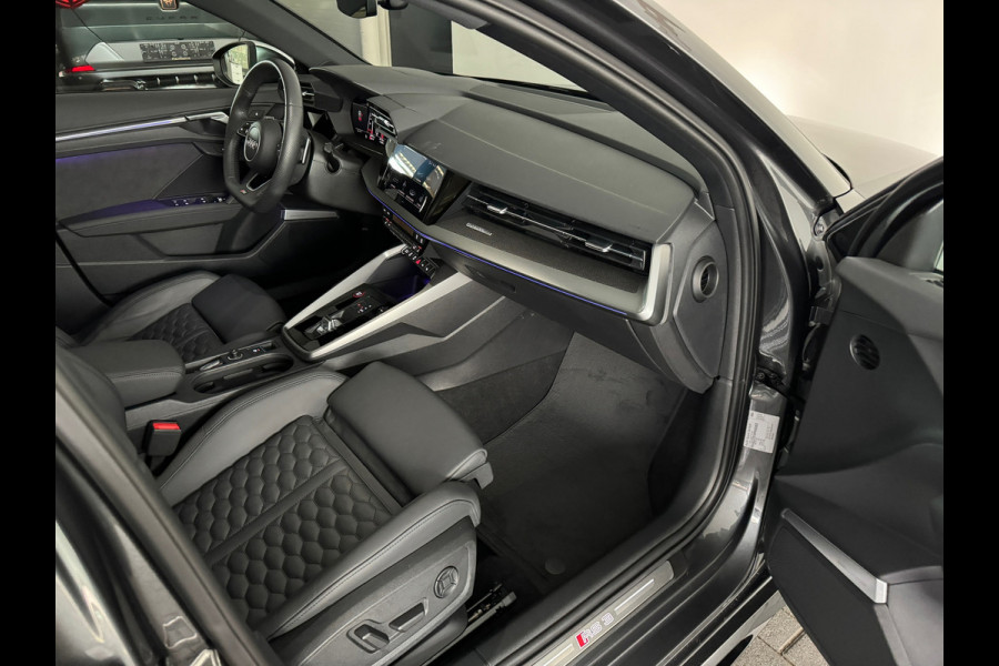 Audi RS3 Sportback 2.5 TFSI quattro Pano|Ceramic|Memory|BTW