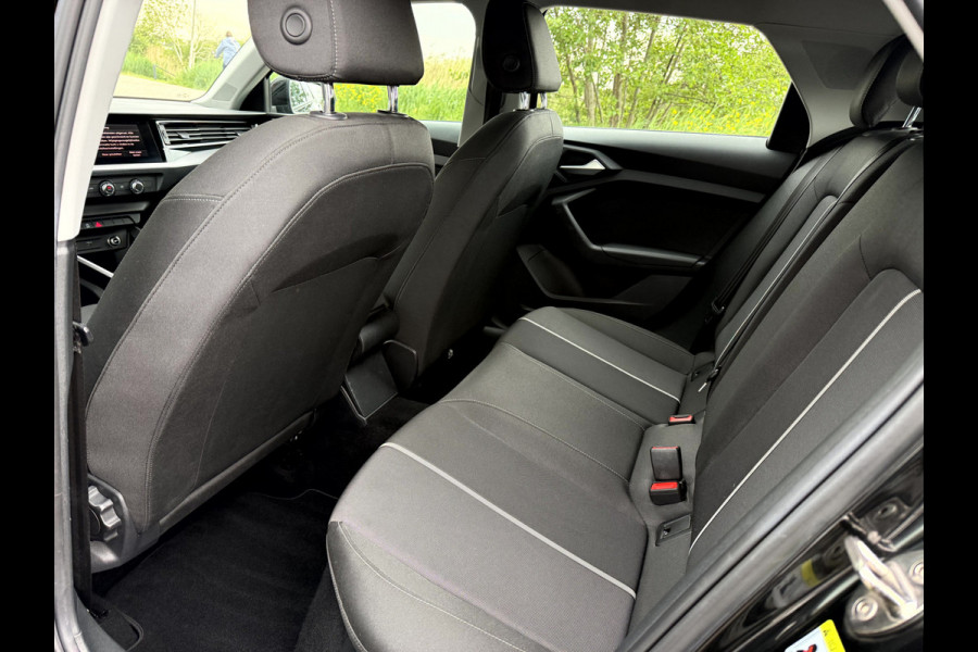 Audi A1 Sportback 25 TFSI Pro Line App Connect, Cruise Controll, 15''Lmv