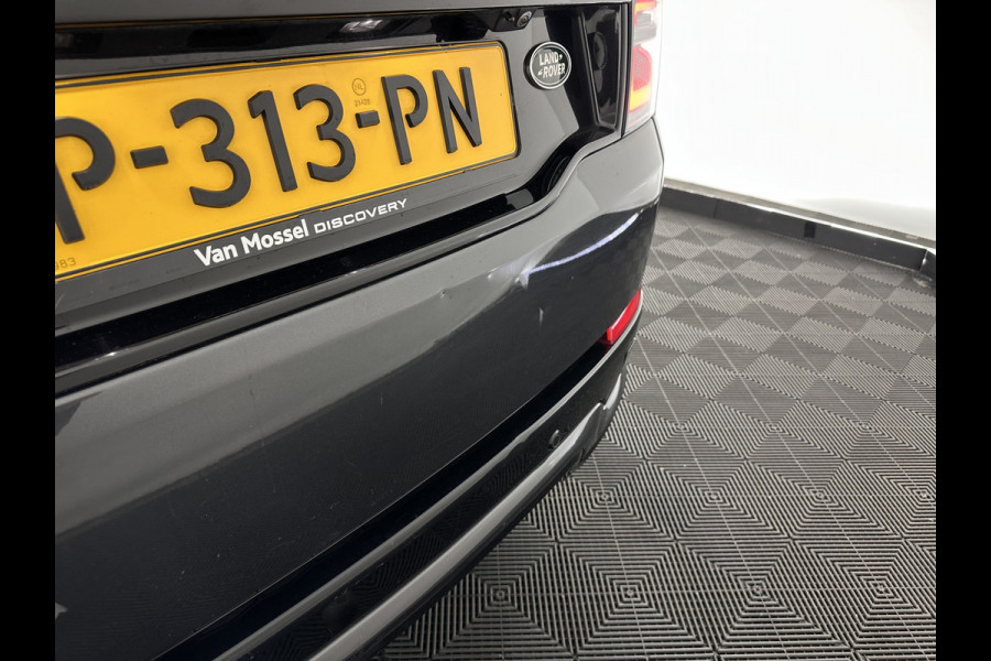 Land Rover Discovery Sport P300e 1.5 R-Dynamic HSE (Plug-in) (INCL-BTW) *PANO | LEATHER | FULL-LED | CAMERA | MERIDIAN-AUDIO | BLINDSPOT | KEYLESS | SHIFTPADDLES | PRIVACYGLASS | NAVI-FULLMAP | MEMORY-PACK | ADAPTIVE-CRUISE | AMBIENTLIGHT | 20"ALU*