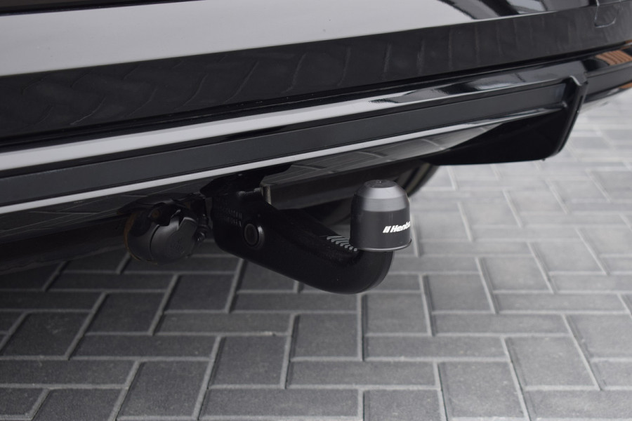 Audi e-tron 55 408pk 95kWh quattro S-line | Pano | Trekhaak | 22"