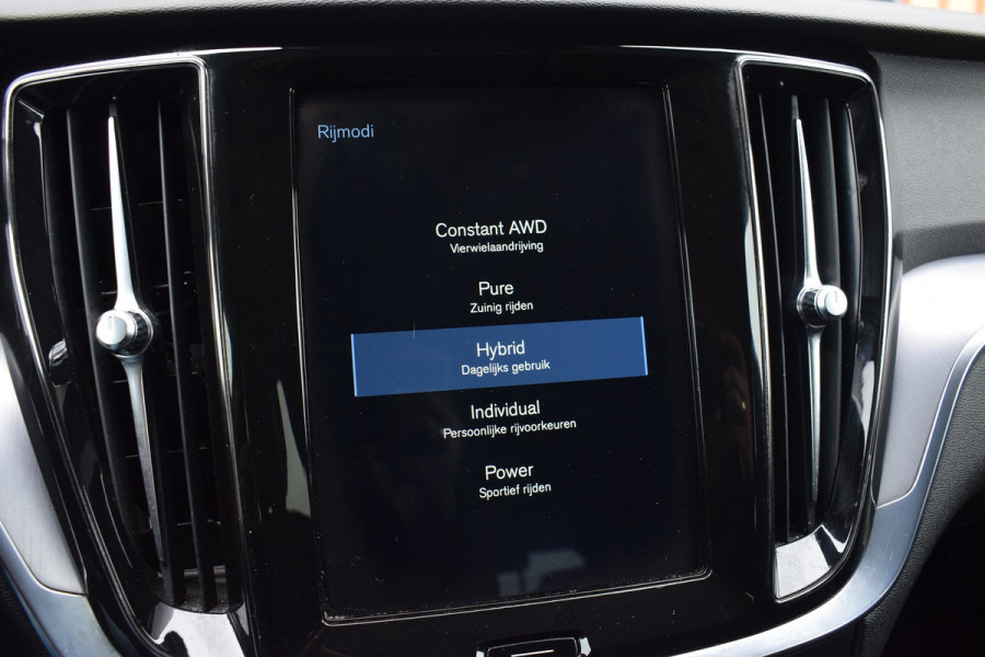 Volvo V60 2.0 T6 Recharge AWD | Trekhaak | 360 camera | HUD