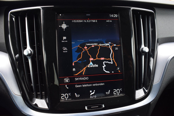 Volvo V60 2.0 T6 Recharge AWD | Trekhaak | 360 camera | HUD