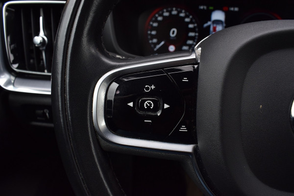 Volvo V60 2.0 T6 Recharge AWD | Trekhaak | 360 camera | HUD