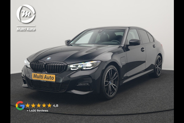 BMW 3-serie 330e M Sport PHEV 293pk Dealer O.H. | Adaptief Onderstel | Sfeerverlichting | Alcantara Sportstoelen Verwarmd | Virtual | Apple Carplay | Navigatie | Cruise Control | DAB | 19"L.M | Plug In Hybrid
