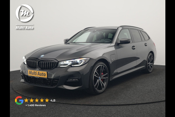 BMW 3 Serie Touring 330e M Sport PHEV 293pk Dealer O.H. | Head Up | Camera | Laser LED | Sfeerverlichting | Lederen Sportstoelen & Stuur Verwarmd | Dravitgrau | Apple Carplay | Keyless | Blis | 19"L.M | Virtual | Navigatie | DAB | Plug In Hybrid |