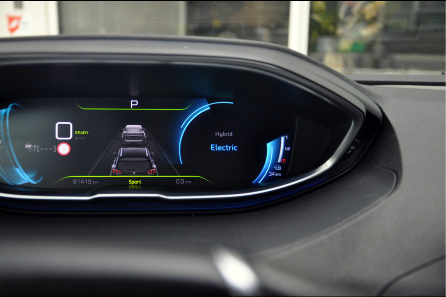 Peugeot 3008 1.6 HYbrid 225 GT | Focal | Black Pack | 19 inch