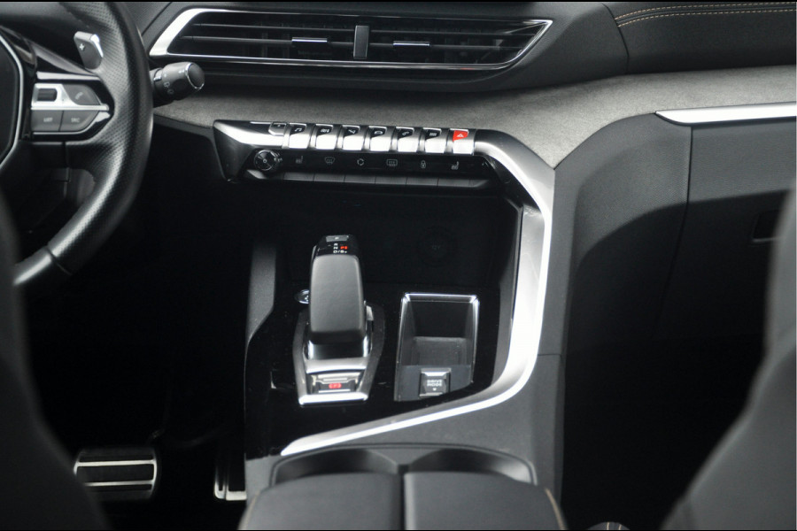 Peugeot 3008 1.6 HYbrid 225 GT | Focal | Black Pack | 19 inch