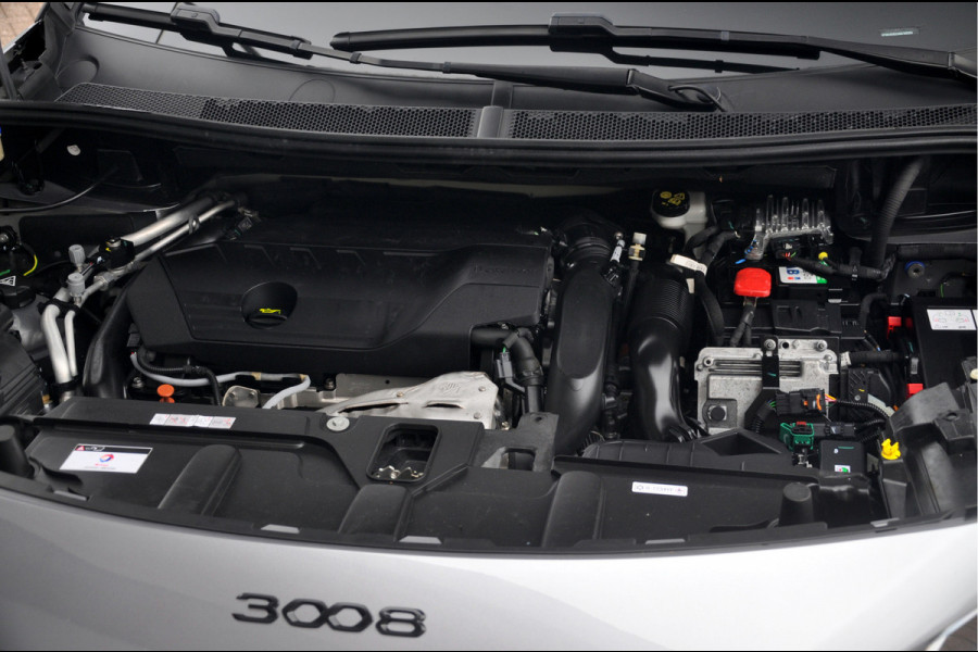 Peugeot 3008 1.6 HYbrid 225 GT | Focal | Black Pack | 19 inch