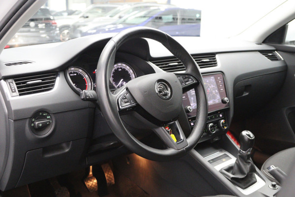 Škoda Octavia Combi 1.0 TSI 115 PK Greentech Style Business, Stoelverwarming, Climate Control, Navigatie