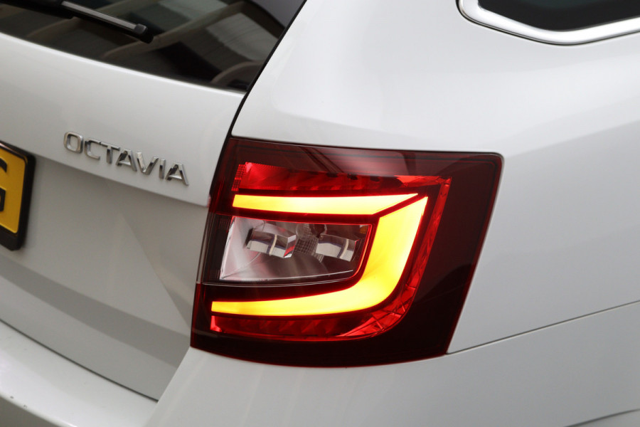 Škoda Octavia Combi 1.0 TSI 115 PK Greentech Style Business, Stoelverwarming, Climate Control, Navigatie