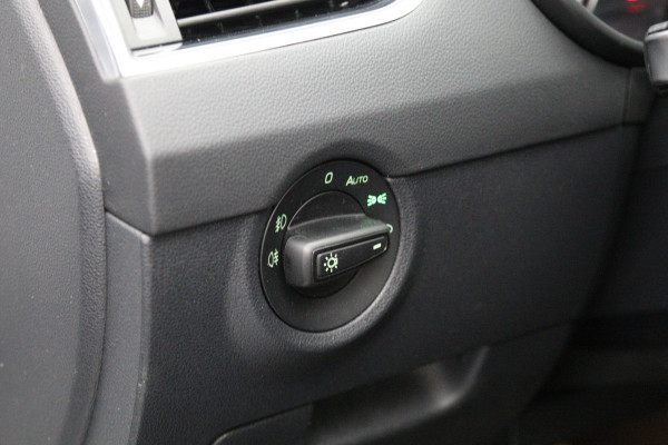 Škoda Octavia Combi 1.0 TSI 115 PK Greentech Style Business, Stoelverwarming, Climate Control, Navigatie