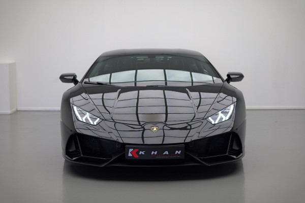 Lamborghini Huracan 5.2 V10 EVO |Lift|Carbon.Spoiler|Cruise|Alcantara|