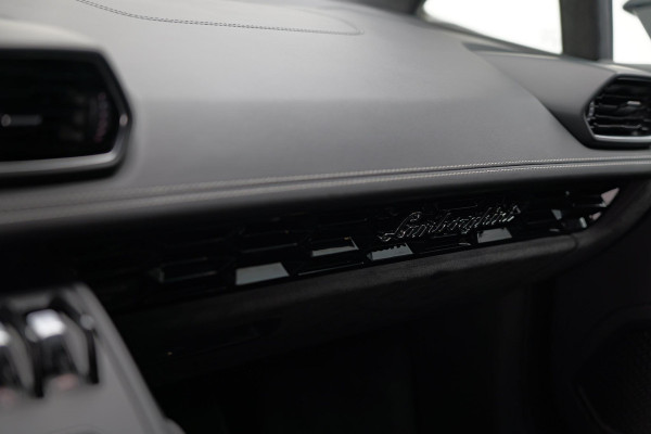 Lamborghini Huracan 5.2 V10 EVO |Lift|Carbon.Spoiler|Cruise|Alcantara|
