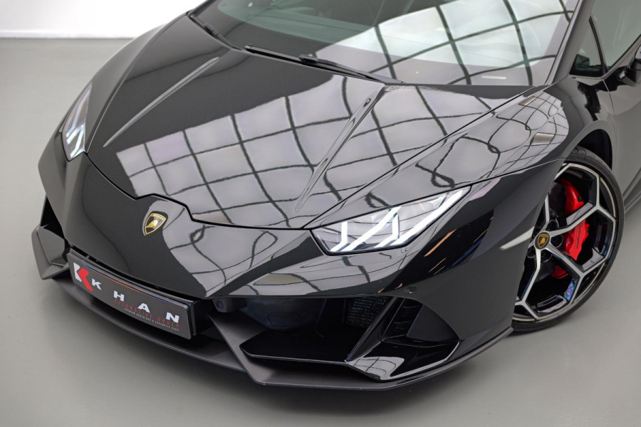 Lamborghini Huracan 5.2 V10 EVO |Lift|Carbon.Spoiler|Cruise|Alcantara|