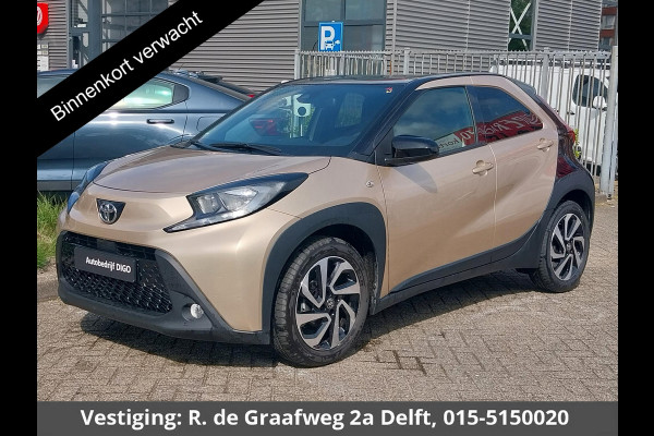 Toyota Aygo X 1.0 VVT-i S-CVT Pulse Automaat | Stoelverwarming | Apple Carplay & AndroidAUTO | Camera | Privacy Glass |