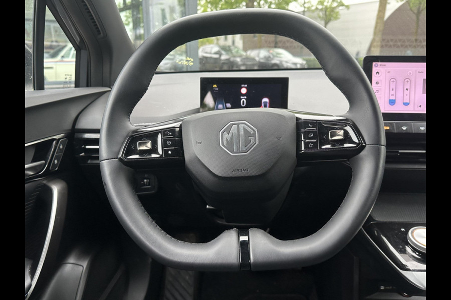 MG Mg4 electric Comfort 64 kWh DEALER ONDERHOUDEN | MG FABRIEKS GARANTIE T/M 12-2030 | SOH 96% | ADAP. CRUISE | RIJKLAARPRIJS | APPLECARPLAY | KEYLESS|