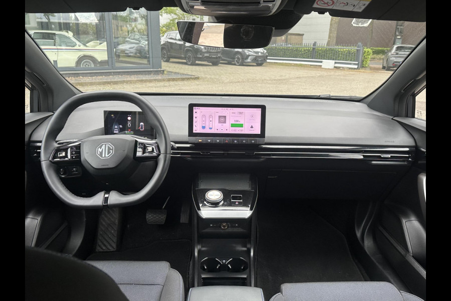 MG Mg4 electric Comfort 64 kWh DEALER ONDERHOUDEN | MG FABRIEKS GARANTIE T/M 12-2030 | SOH 96% | ADAP. CRUISE | RIJKLAARPRIJS | APPLECARPLAY | KEYLESS|