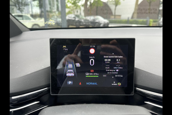 MG Mg4 electric Comfort 64 kWh DEALER ONDERHOUDEN | MG FABRIEKS GARANTIE T/M 12-2030 | SOH 96% | ADAP. CRUISE | RIJKLAARPRIJS | APPLECARPLAY | KEYLESS|