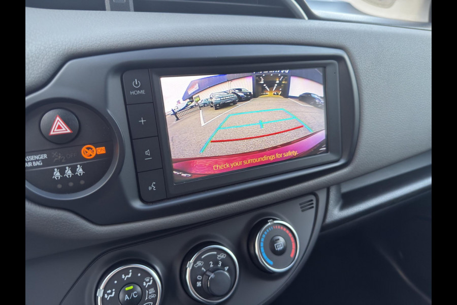 Toyota Yaris 1.5 VVT-i Dynamic 5Drs | Camera | Airco | Carplay/Android Auto | 15"|