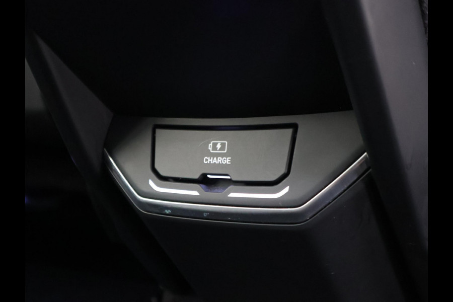 Lynk & Co 01 1.5 PLUG-IN 261 PK AUT. + PANORAMA | INFINTY AUDIO | ADAPTIVE CRUISE | CAMERA | 20 INCH | SFEERVERLICHTING