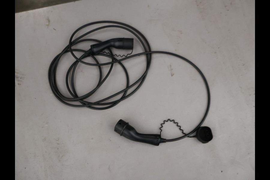 Lynk & Co 01 1.5 PLUG-IN 261 PK AUT. + PANORAMA | INFINTY AUDIO | ADAPTIVE CRUISE | CAMERA | 20 INCH | SFEERVERLICHTING