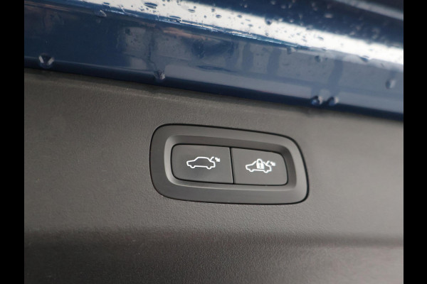 Lynk & Co 01 1.5 PLUG-IN 261 PK AUT. + PANORAMA | INFINTY AUDIO | ADAPTIVE CRUISE | CAMERA | 20 INCH | SFEERVERLICHTING