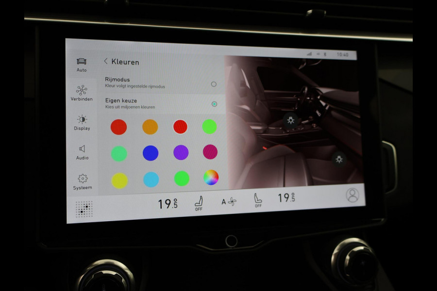 Lynk & Co 01 1.5 PLUG-IN 261 PK AUT. + PANORAMA | INFINTY AUDIO | ADAPTIVE CRUISE | CAMERA | 20 INCH | SFEERVERLICHTING