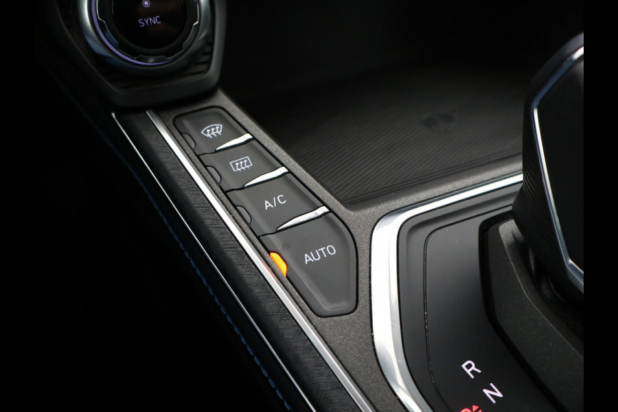 Lynk & Co 01 1.5 PLUG-IN 261 PK AUT. + PANORAMA | INFINTY AUDIO | ADAPTIVE CRUISE | CAMERA | 20 INCH | SFEERVERLICHTING