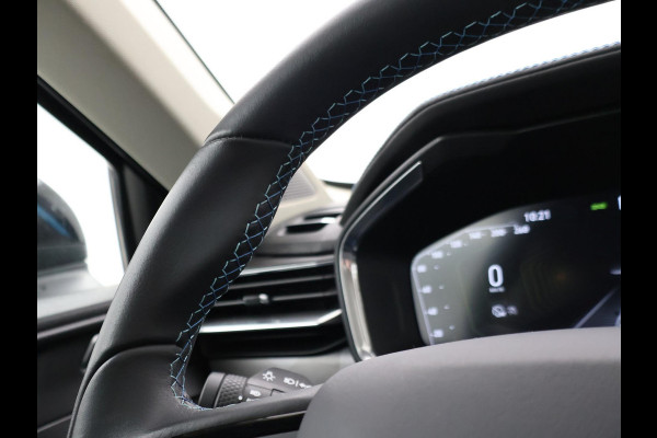 Lynk & Co 01 1.5 PLUG-IN 261 PK AUT. + PANORAMA | INFINTY AUDIO | ADAPTIVE CRUISE | CAMERA | 20 INCH | SFEERVERLICHTING
