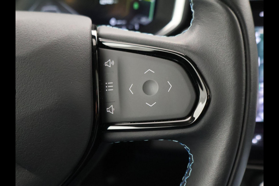 Lynk & Co 01 1.5 PLUG-IN 261 PK AUT. + PANORAMA | INFINTY AUDIO | ADAPTIVE CRUISE | CAMERA | 20 INCH | SFEERVERLICHTING