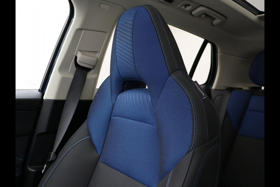 Lynk & Co 01 1.5 PLUG-IN 261 PK AUT. + PANORAMA | INFINTY AUDIO | ADAPTIVE CRUISE | CAMERA | 20 INCH | SFEERVERLICHTING
