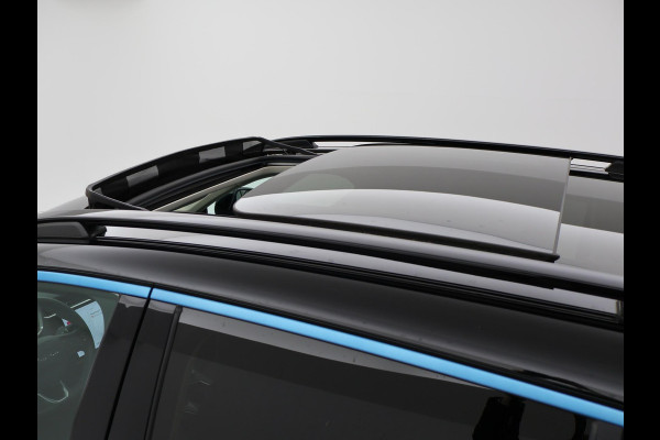 Lynk & Co 01 1.5 PLUG-IN 261 PK AUT. + PANORAMA | INFINTY AUDIO | ADAPTIVE CRUISE | CAMERA | 20 INCH | SFEERVERLICHTING