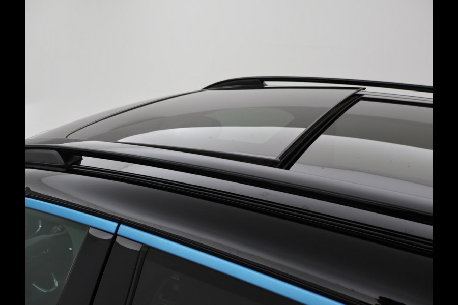 Lynk & Co 01 1.5 PLUG-IN 261 PK AUT. + PANORAMA | INFINTY AUDIO | ADAPTIVE CRUISE | CAMERA | 20 INCH | SFEERVERLICHTING