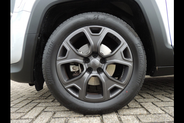 Jeep Renegade 1.3T DDCT 80th Anniversary | Panoramadak | Keyless | LED | Apple CarPlay | Android Auto trekhaak