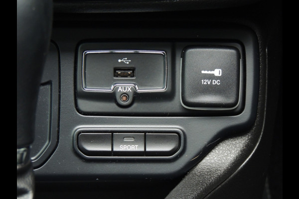 Jeep Renegade 1.3T DDCT 80th Anniversary | Panoramadak | Keyless | LED | Apple CarPlay | Android Auto trekhaak