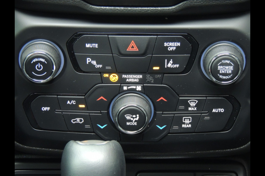 Jeep Renegade 1.3T DDCT 80th Anniversary | Panoramadak | Keyless | LED | Apple CarPlay | Android Auto trekhaak