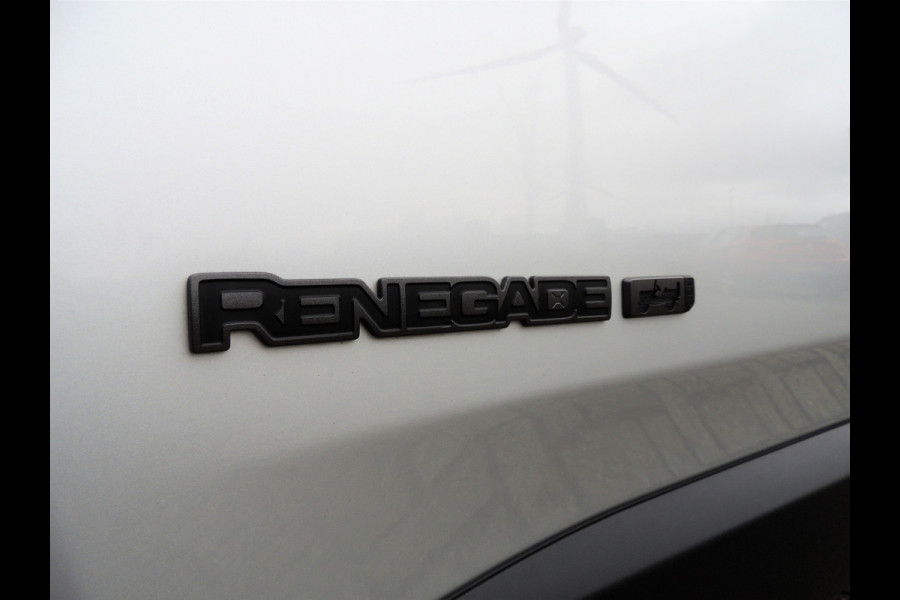 Jeep Renegade 1.3T DDCT 80th Anniversary | Panoramadak | Keyless | LED | Apple CarPlay | Android Auto trekhaak