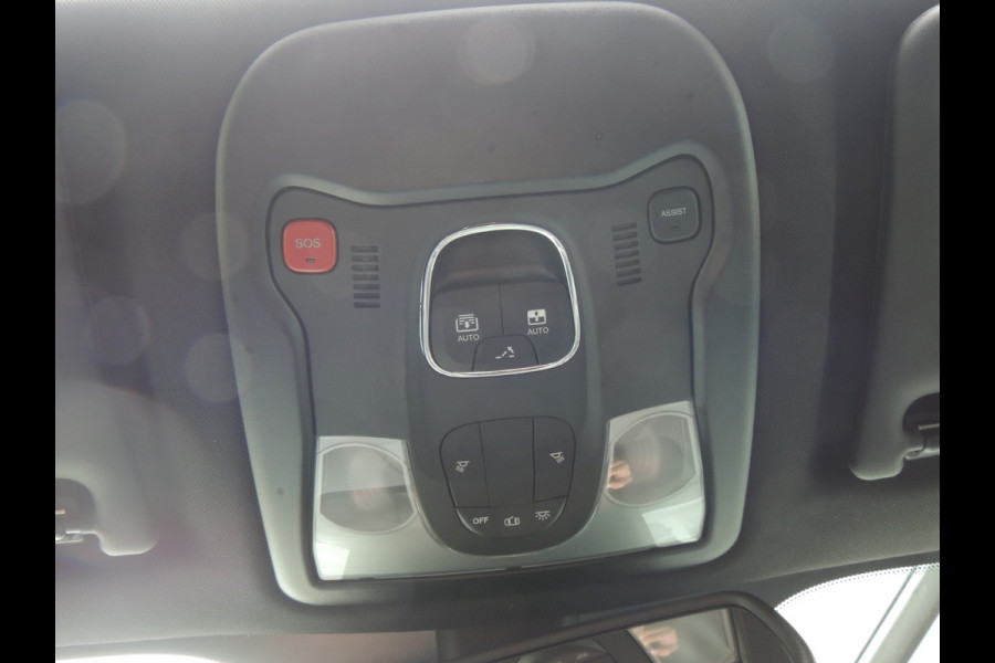 Jeep Renegade 1.3T DDCT 80th Anniversary | Panoramadak | Keyless | LED | Apple CarPlay | Android Auto trekhaak