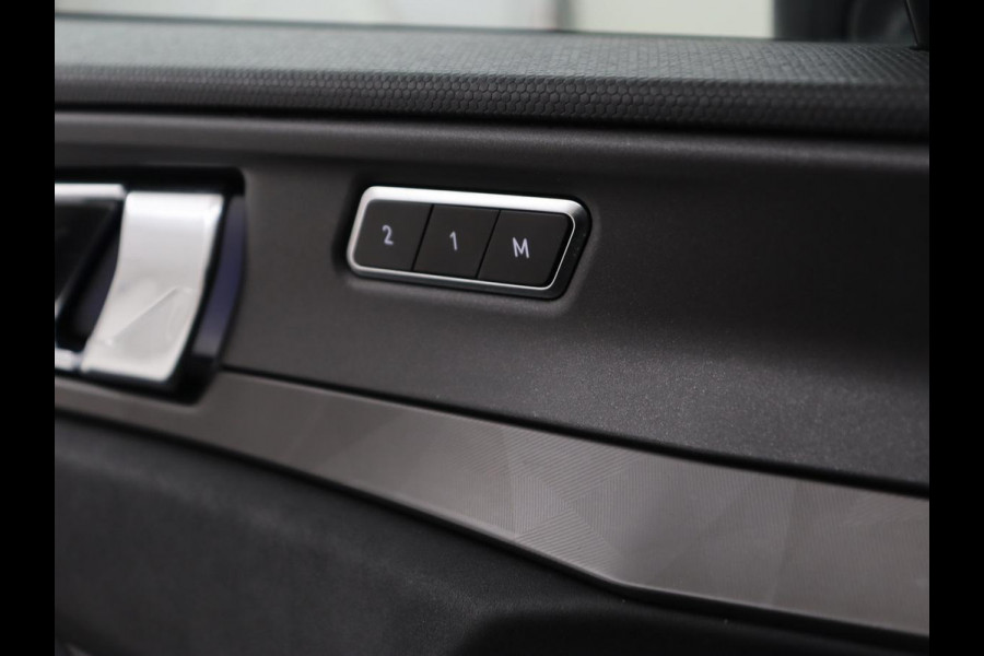 Lynk & Co 01 1.5 Plug In | SOH 92% | Panoramadak | Infinity by Harman | 360 Camera | Adaptive cruise | Stoelverwarming | Carplay | Memory | Full LED | PHEV
