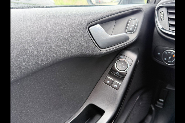 Ford Fiesta 1.1 Trend | PDC | Carplay | 85PK|